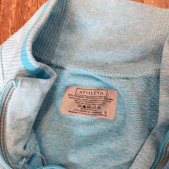 Athleta Quarter Zip Top - Picture 4 of 7
